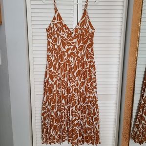 Lush floral white and brown dress